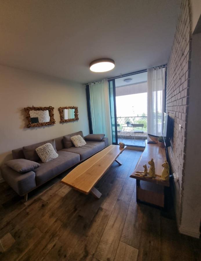 Caesarea Inn ภายนอก รูปภาพ
