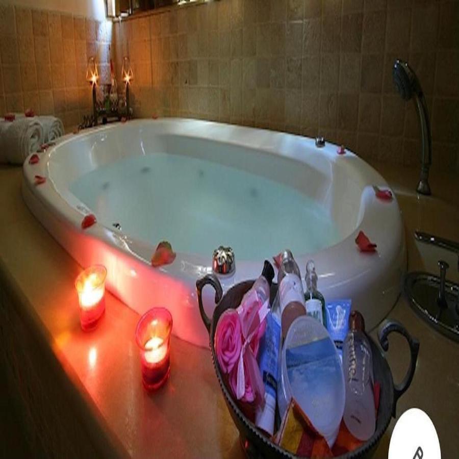 Caesarea Inn ภายนอก รูปภาพ