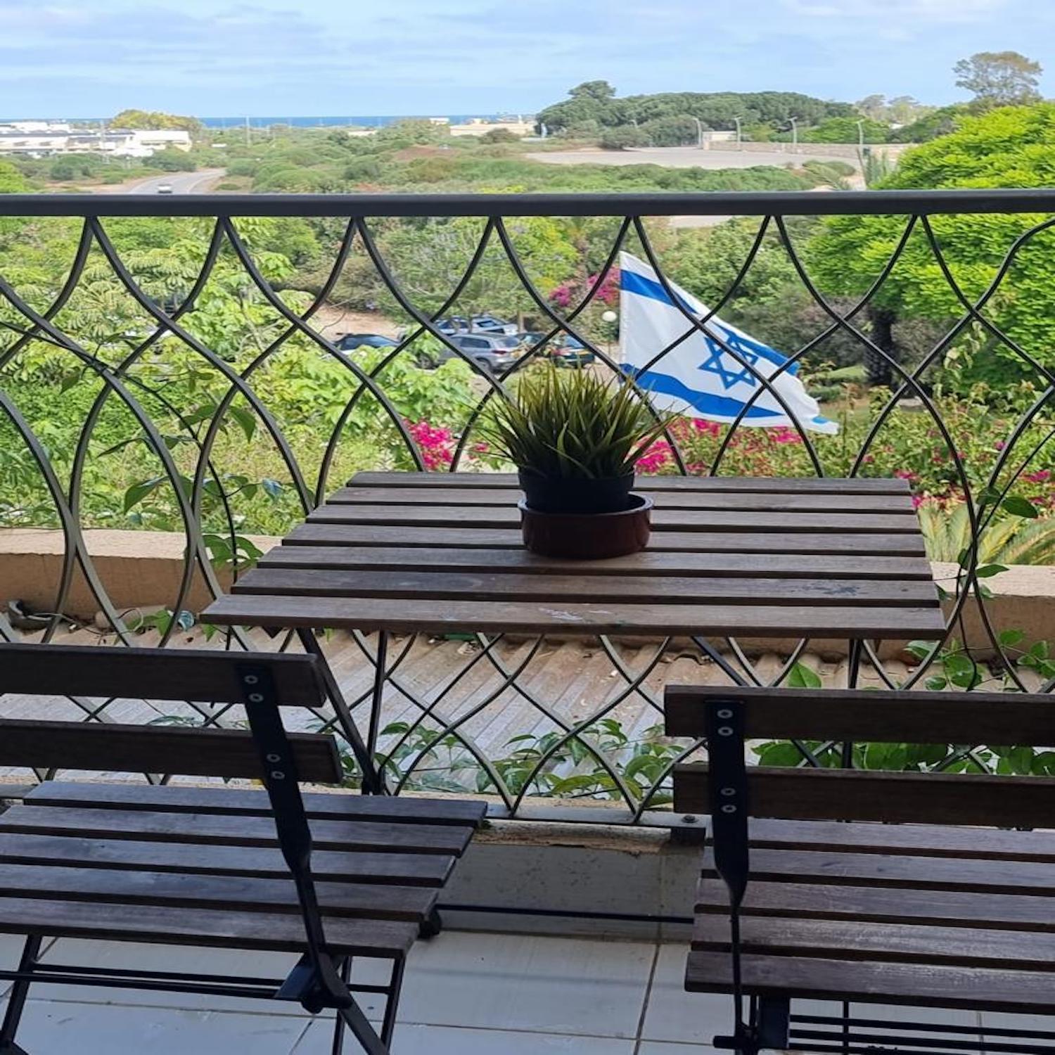 Caesarea Inn ภายนอก รูปภาพ